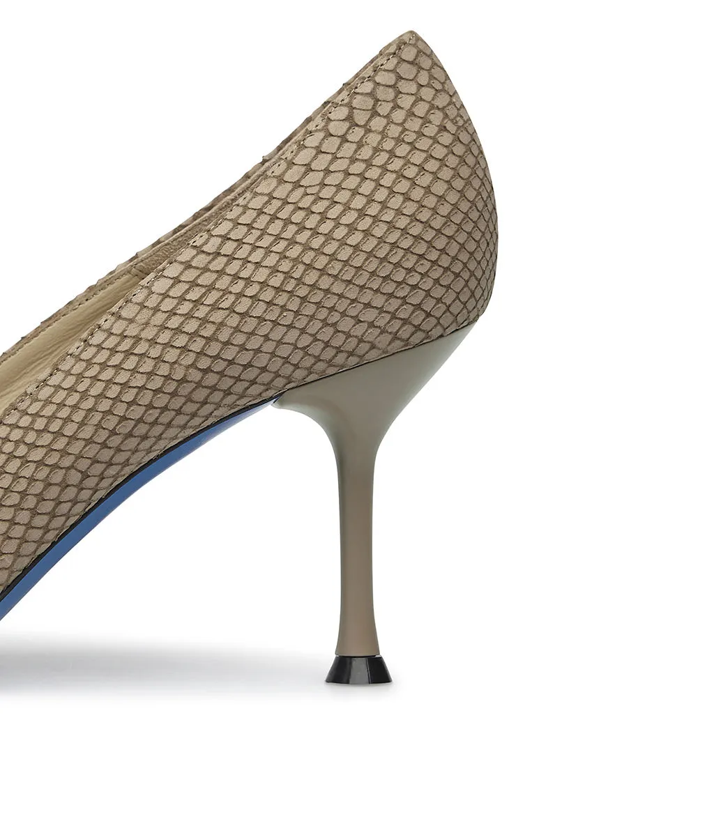 Hazelnut embossed nubuck pumps