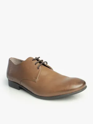 Men Beige Solid Derby Formal Shoes