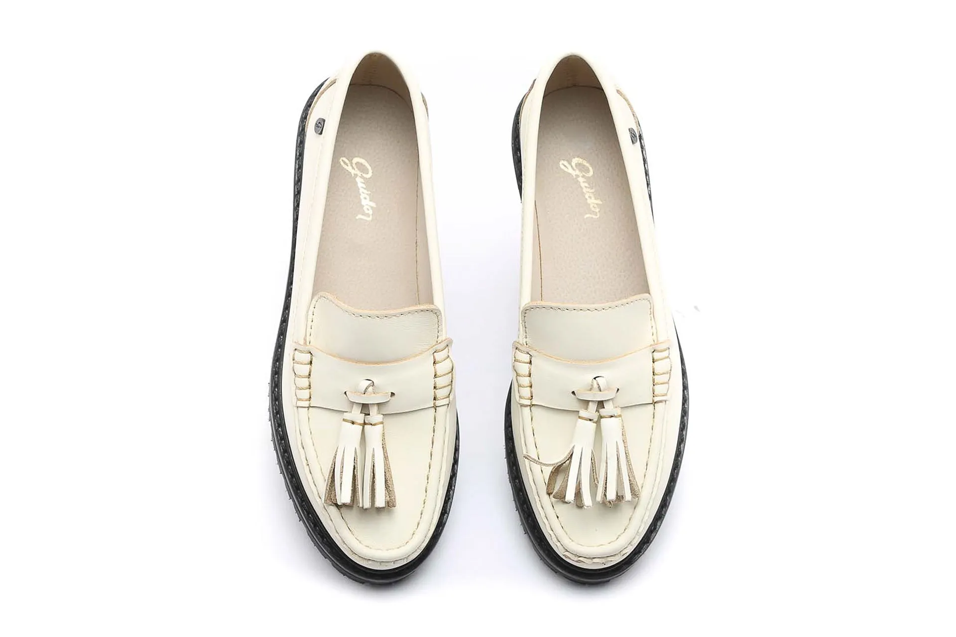 Moccasin 141 Ivory