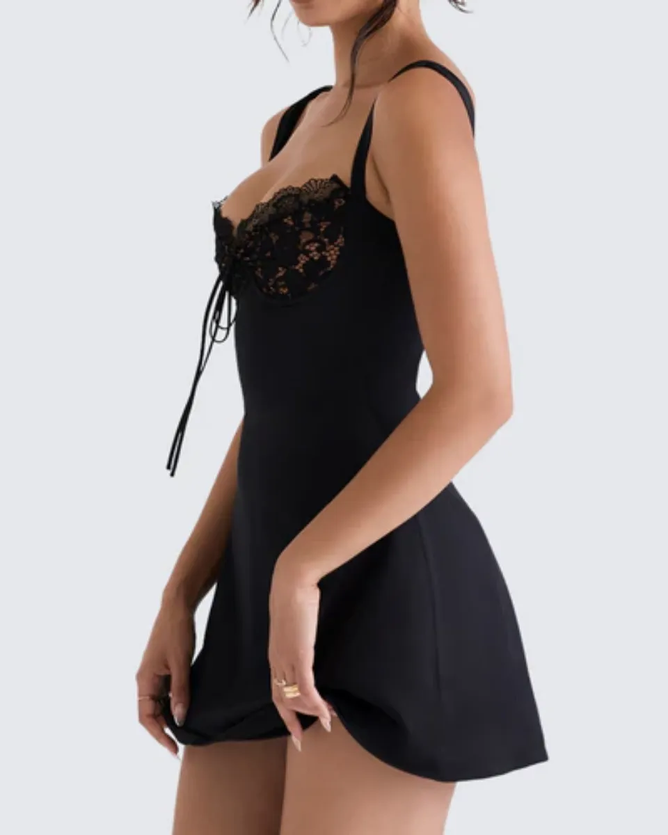 Ophéliane – Underwired lace cups – Satin mini dress