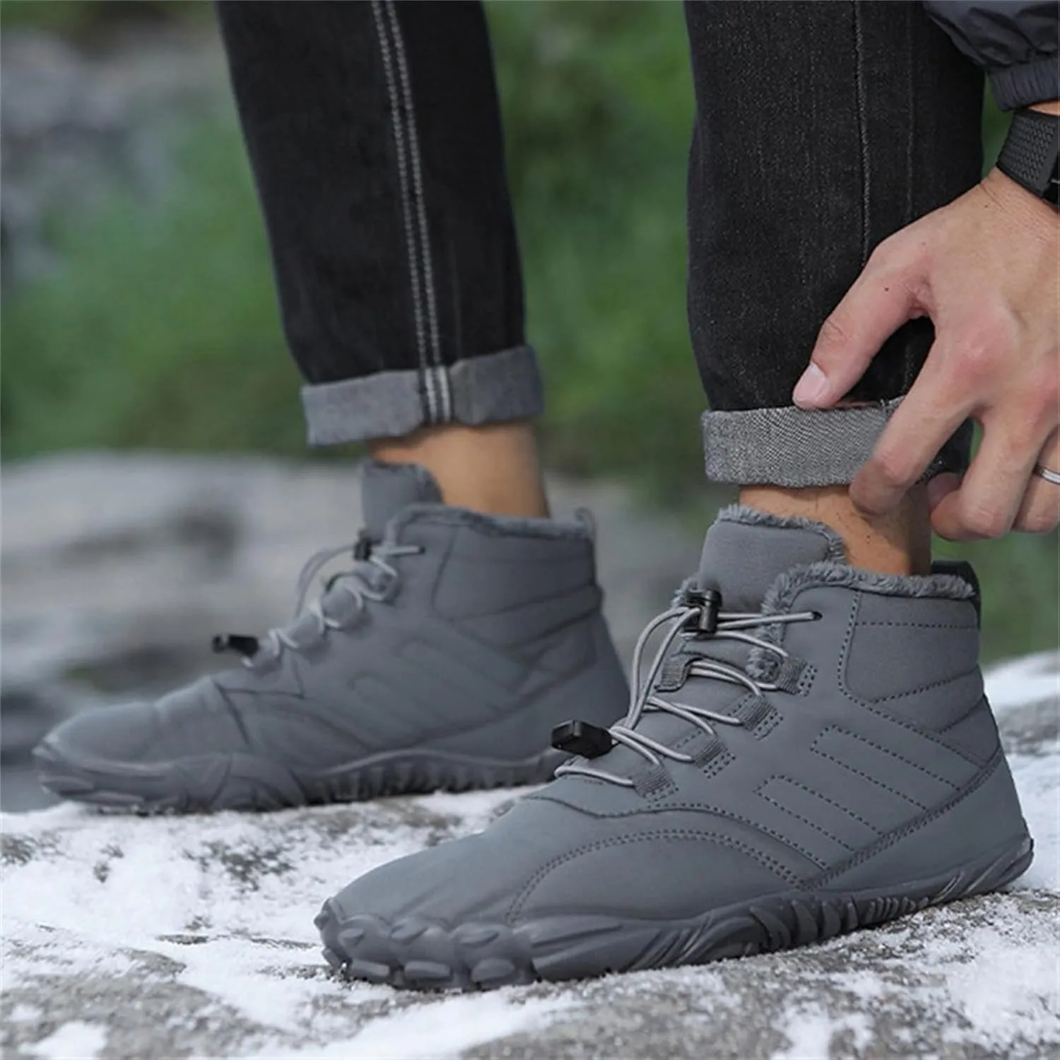 Snow Boots for Men Barefoot Shoes Waterproof Women Work Boots Hiking Sneakers Warm Fur Lined Slip Resistant Outdoor Shoes Lightweight Hike Grounded Footwear